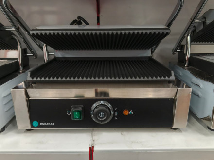 Прижимной гриль Hurakan HKN-PE34R