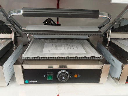 Прижимной гриль Hurakan HKN-PE34R